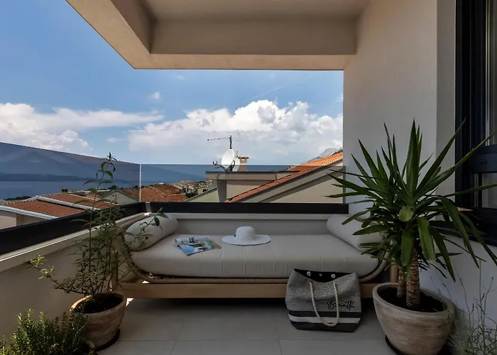 Luxury Penthouse Roma Apartment Makarska